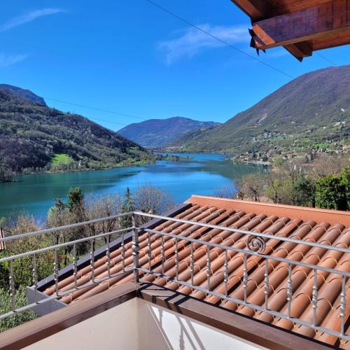 Endine Gaiano House | Villa Dall'Angelo Attico Mountain Lake Endine Hospitality