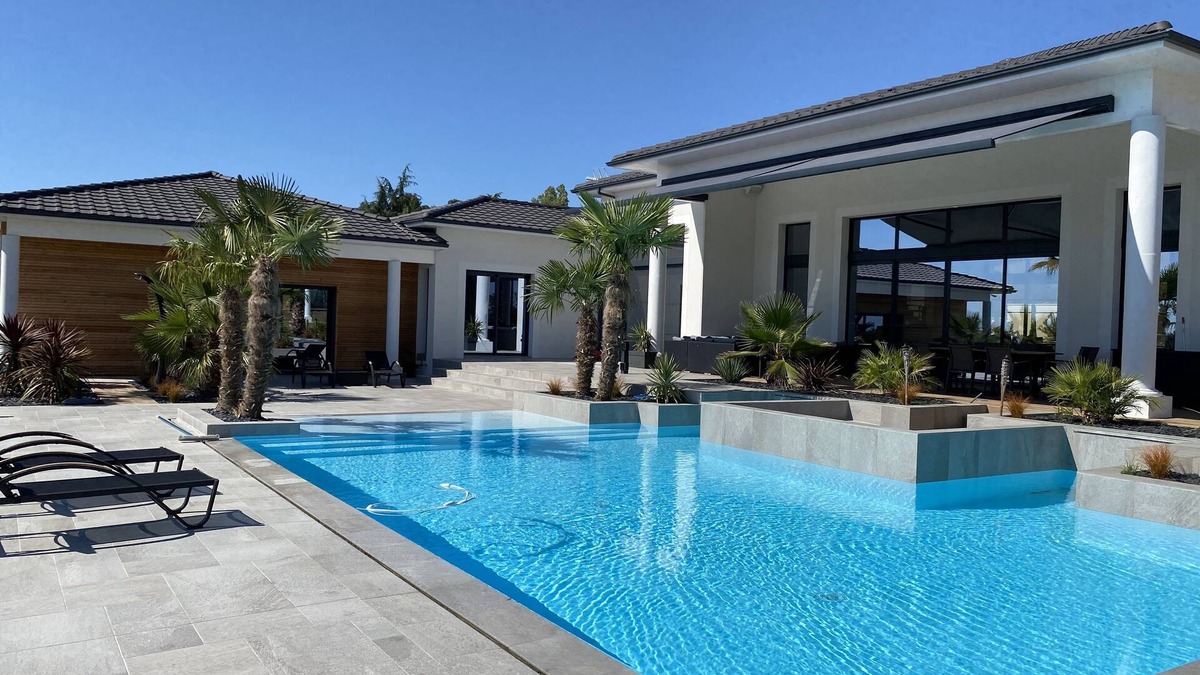 Beaupuy House | Villa Darchitecte de 500m2 Avec Piscine Chauffée, Sauna, Hammam et spa