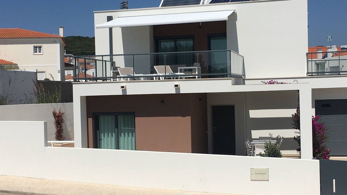 Salir do Porto Villa | Villa das Hortas: new, modern villa near beach & facilities @ Silver Coast