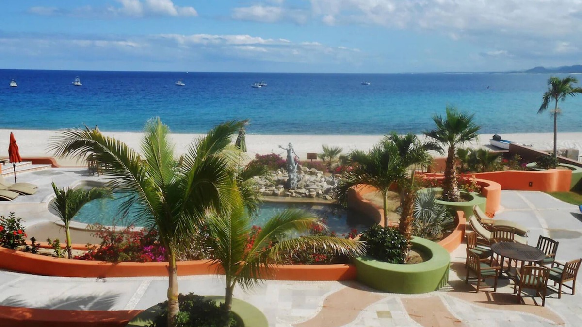 Los Barriles Condo | Villa De Cortez Condo! Beachfront, Sunrises, Fishing and Pickleball await!