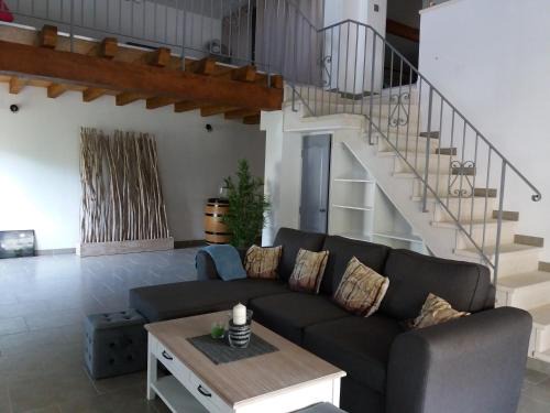 Saint-Victor-la-Coste Villa | Villa de vacances