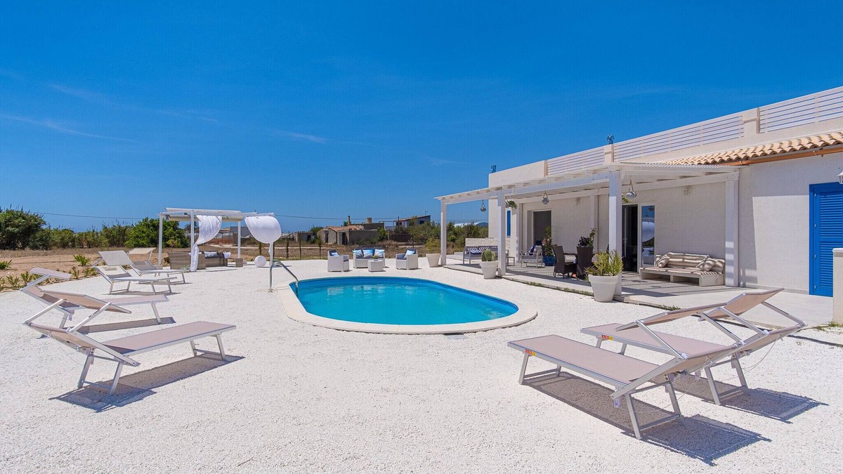 Pachino Villa | Villa Dei Due Mari con piscina