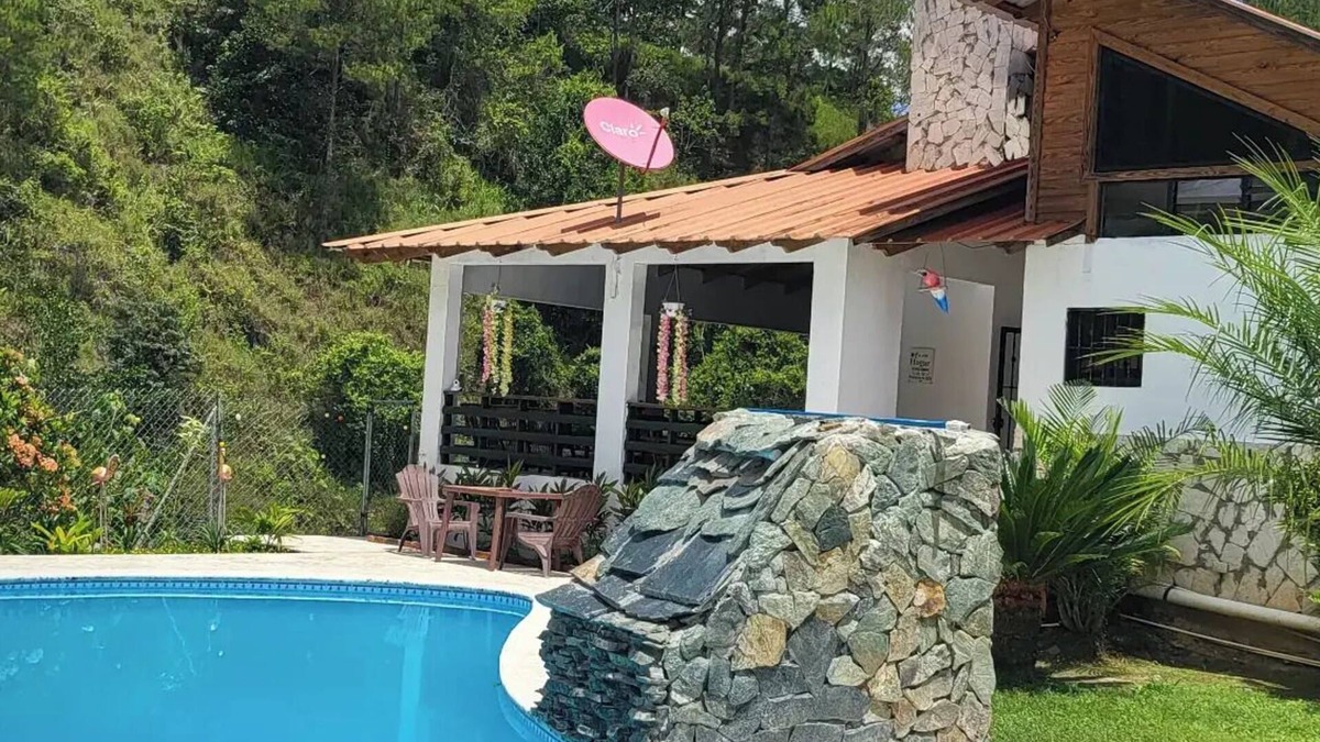 Manabao Villa | Villa Del Cielo, Pool and River.