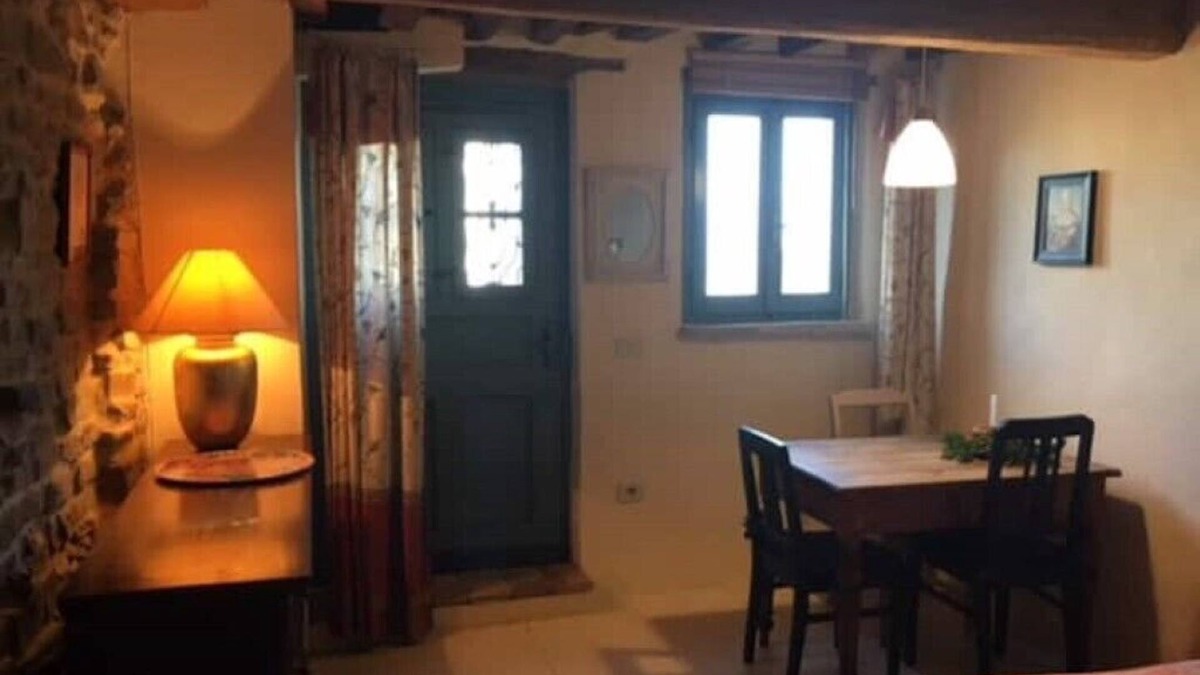 Rupoli Apartment | Villa del Monte - cosy apartment 1-2 pers. with garden - authentic italian life