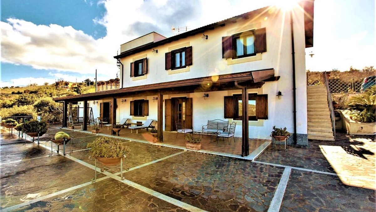 Cerda Villa | Villa delle Rose sicily