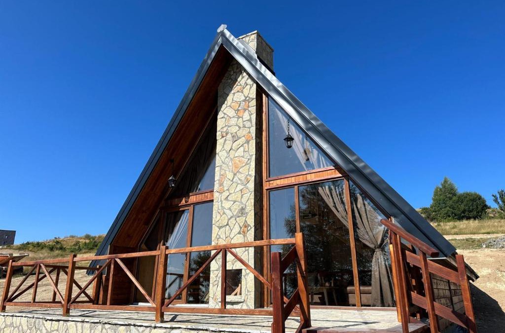 Hoçë e Qytetit Apartment | Villa deluxe n'Bjeshkë