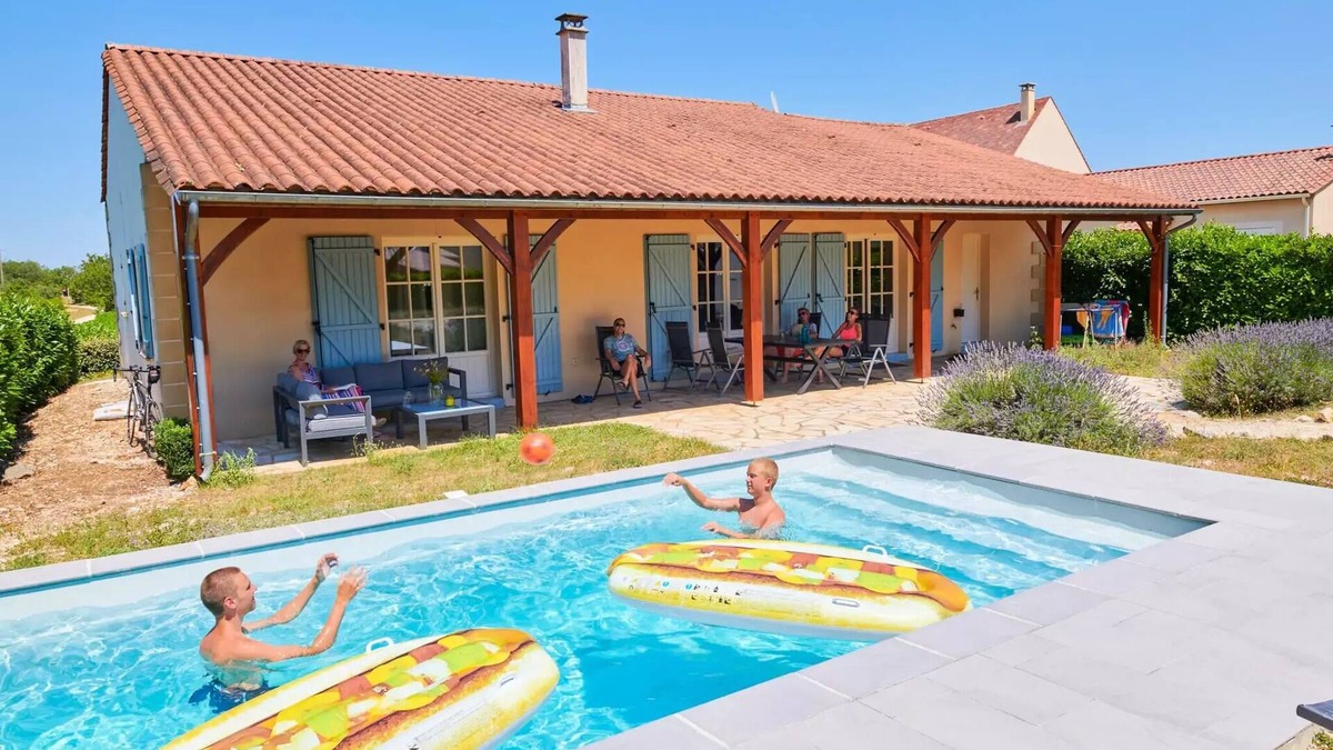 Lanzac Villa | Villa, Deluxe Privatpool 6 Personen