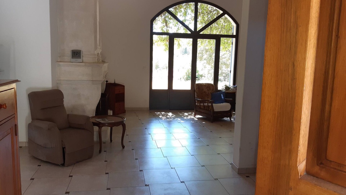Caumont-sur-Durance Villa | Villa des oliviers ideal for visiting Provence