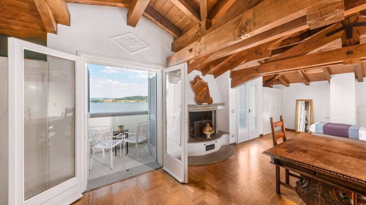 Meina Apartment | Villa Desire by Casa da Suite