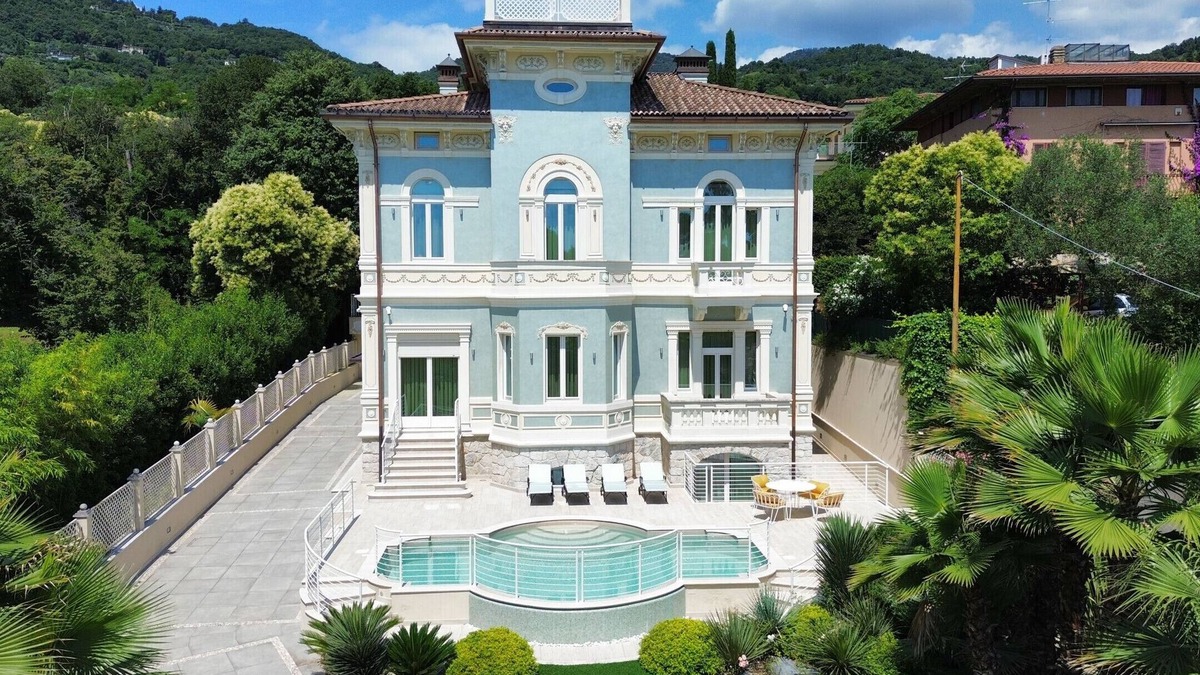 Barbarano Villa | Villa Diamante By Bookinggardalake