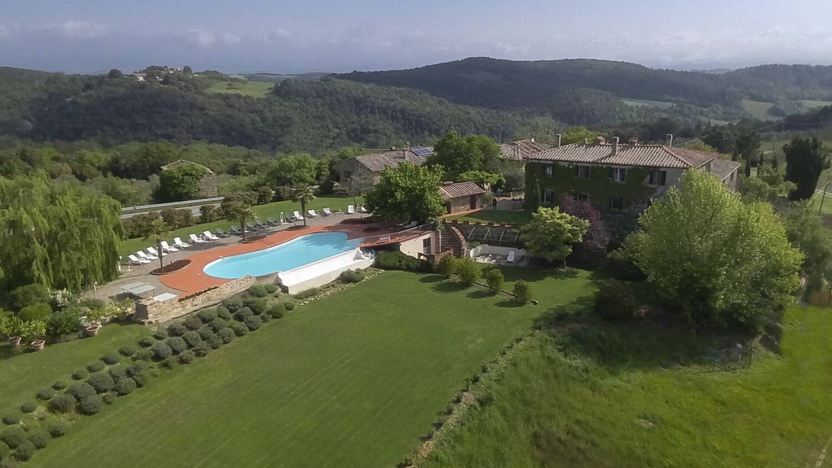 Murlo Villa | Villa Dipendenza, Historic Holding with wonderful swimming pool