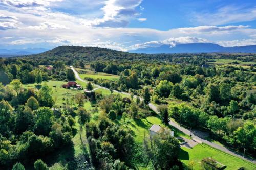 Rakovica House | Villa Diva Grabovčeva