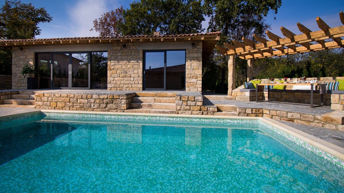 Saints Constantine and Helena House | Villa Dolce Vita-Industrial design