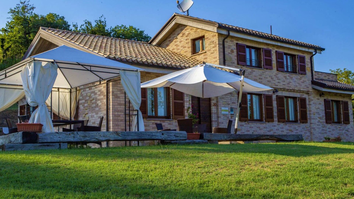 Falerone Villa | Villa Domus - Homelike Villas