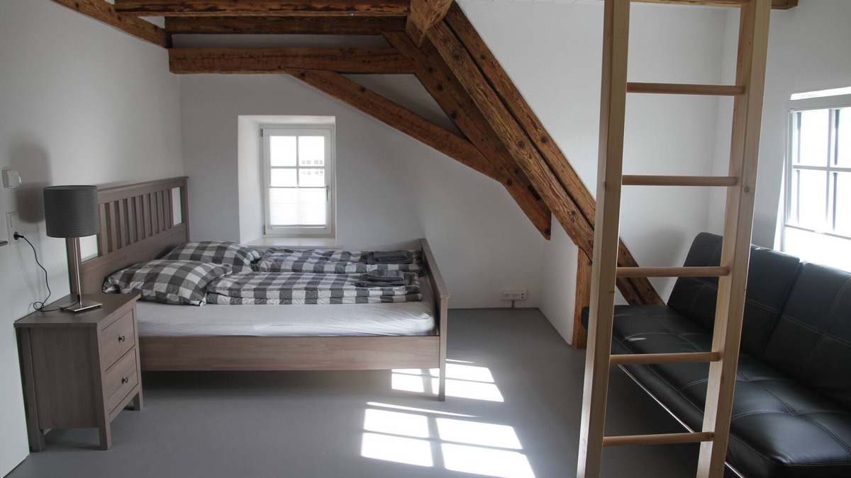 Geisingen Apartment | Villa Doppelzimmer 3, Max. 4 Personen