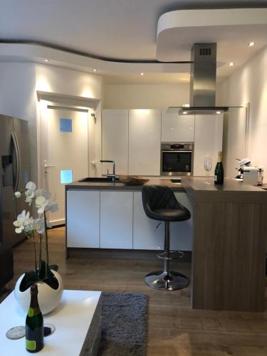 Alsdorf Apartment | Villa Drita