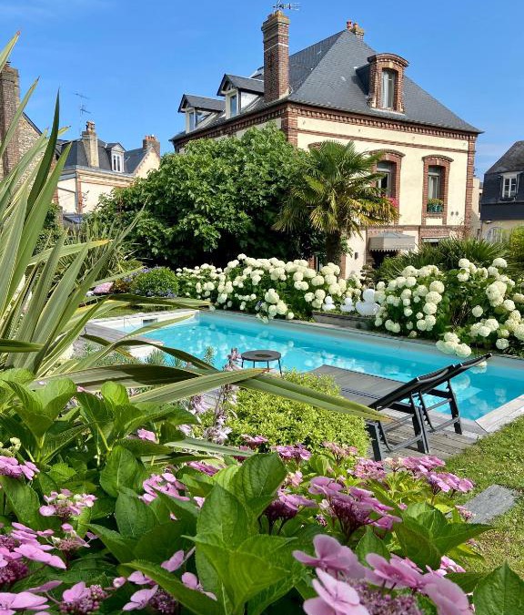 Honfleur Bed & Breakfast | VILLA DU CEDRE Honfleur