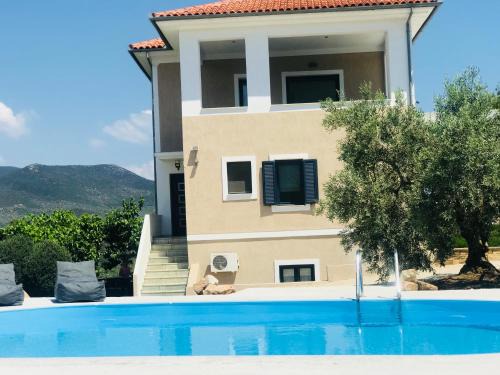 Imathia Region House | Villa Duchess