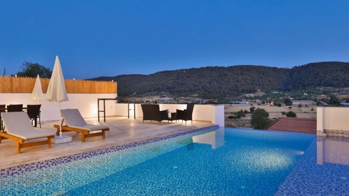Sarıbelen House | Villa Duruk 1 bed villa with pool, breakfast included