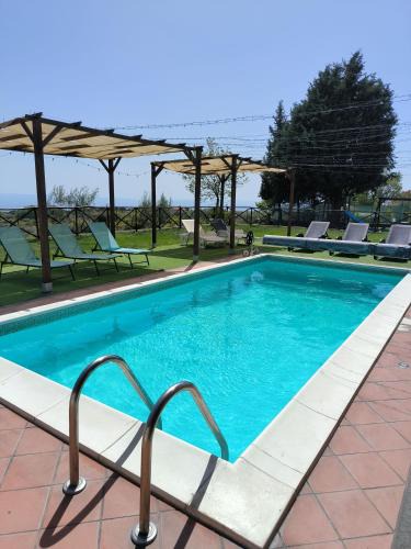 Belpasso House | Villa Egle Belpasso, villa vacanza con piscina