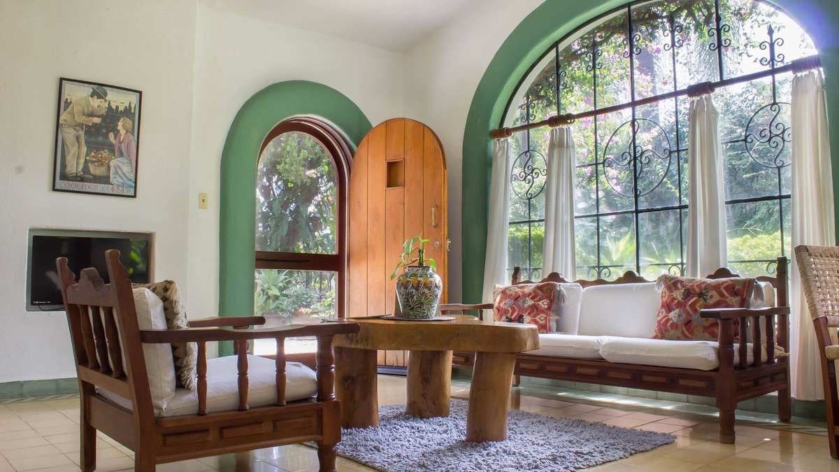 Cuernavaca House | Villa El Nido-Fab Location-Nestled in lush vegetation-ideal 4 couples-great pool