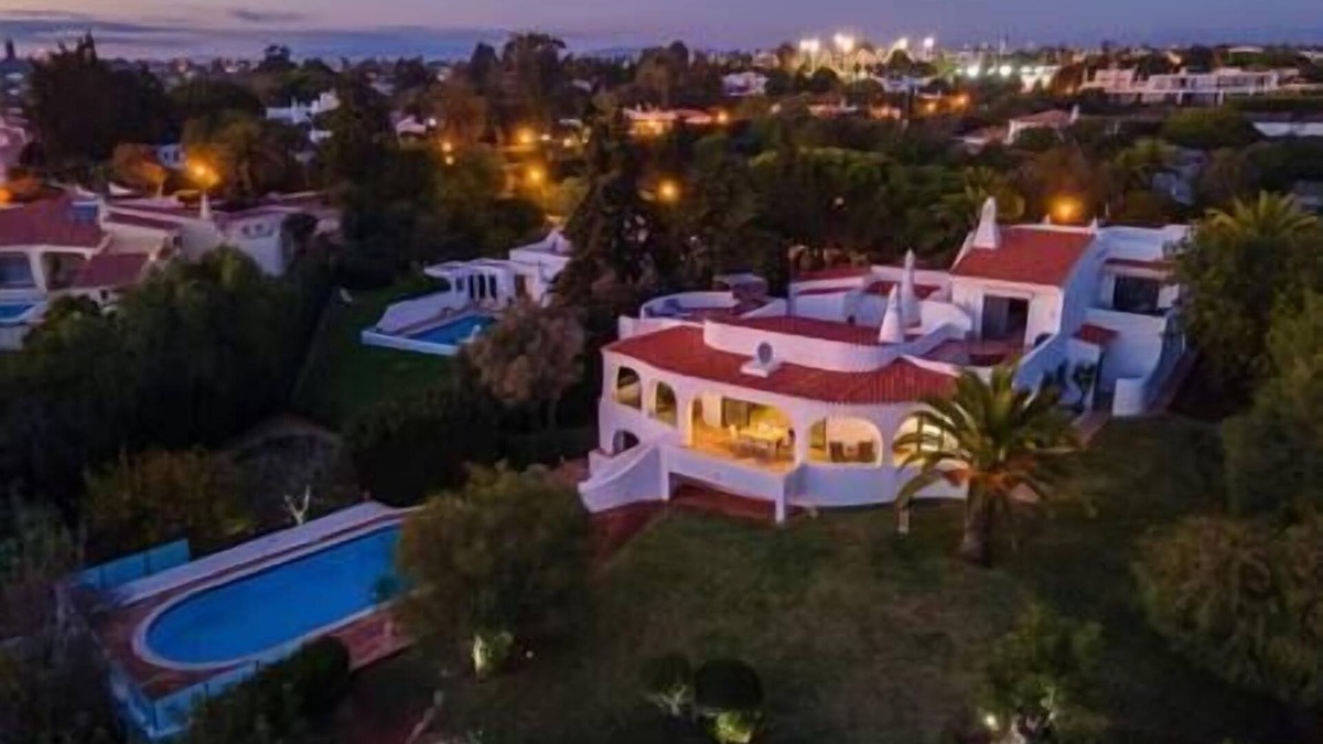 Mato Serrao Villa | Villa Eloah - magnificent renovated Portuguese villa