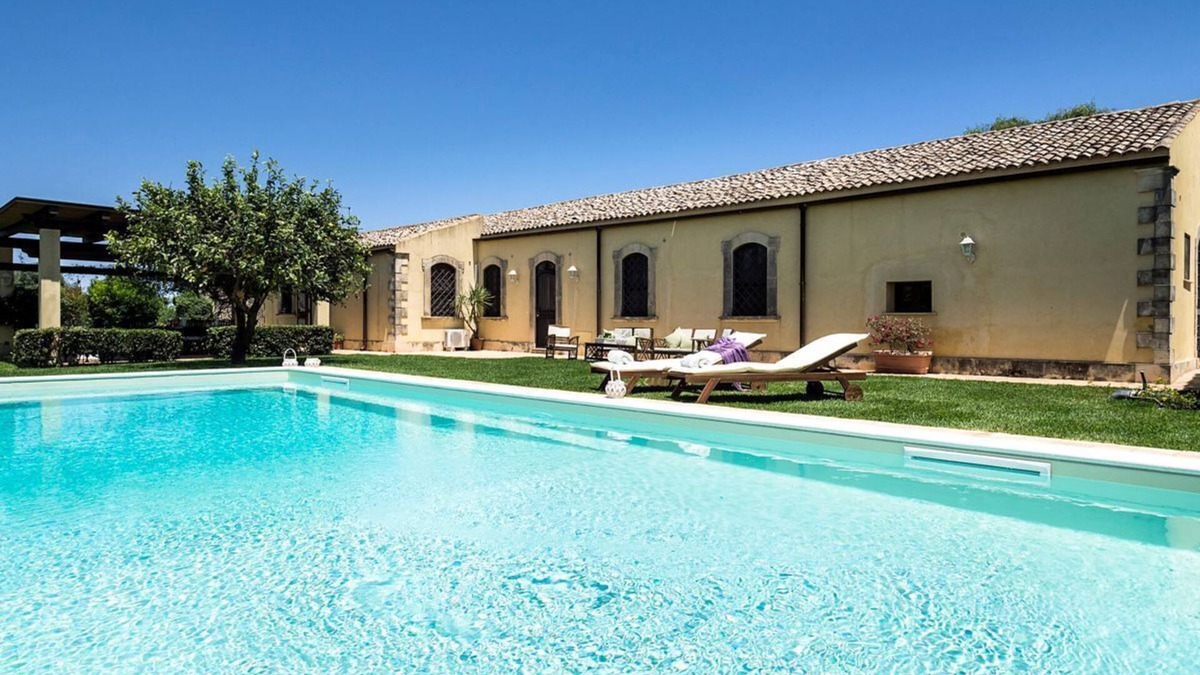 Carrozziere Villa | Villa Elorina - Five Bedroom Villa, Sleeps 8