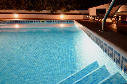 Manta Rota House | Villa ELTAEL - Miguel House - Warm Pool until 1 November - Facilities for disabled guests