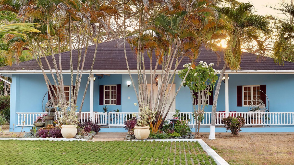 Crown Point Villa | Villa Emunah-Because Every Detail Counts!