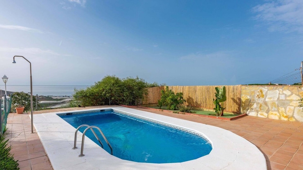 Rio Velez Villa | Villa en Lagos Bajo Vélez-Málaga by Ruralidays