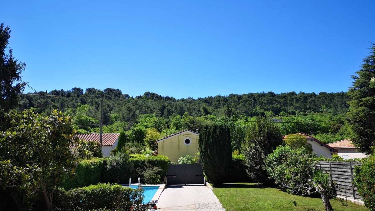 Est House | Villa Entre Centre Ville Aix-en-provence et la Montage Sainte-victoire