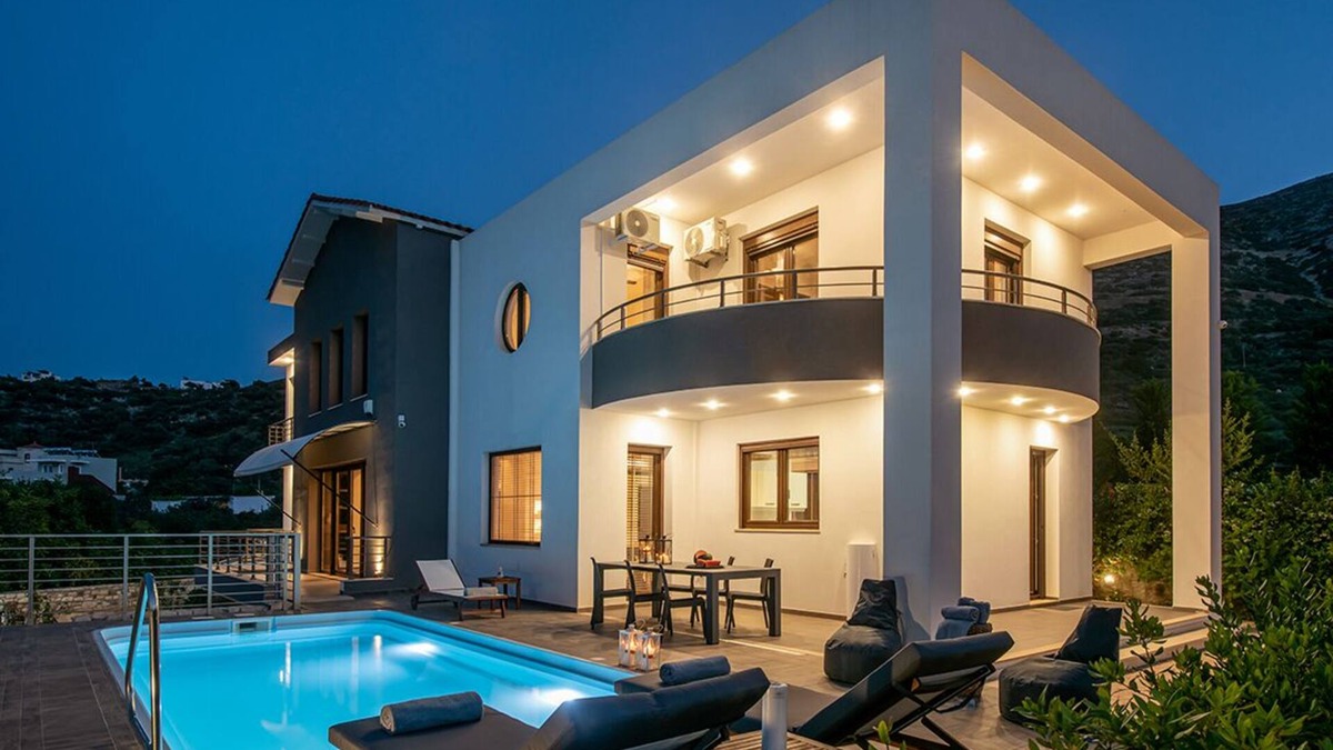 Stalida Villa | Villa Ete Premier 4 Bedroom Villa in Stalis with swimming pool. Sleeps 8.