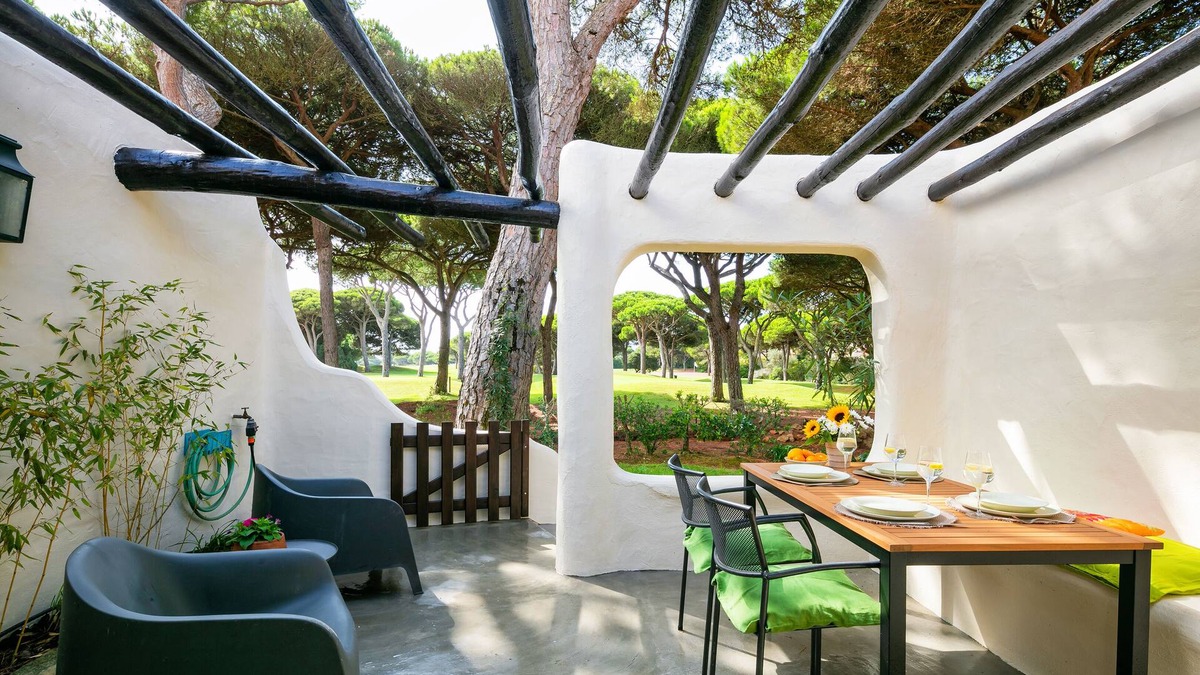 Cascais House | Villa facing golf with great comfort and 5 min from the beach