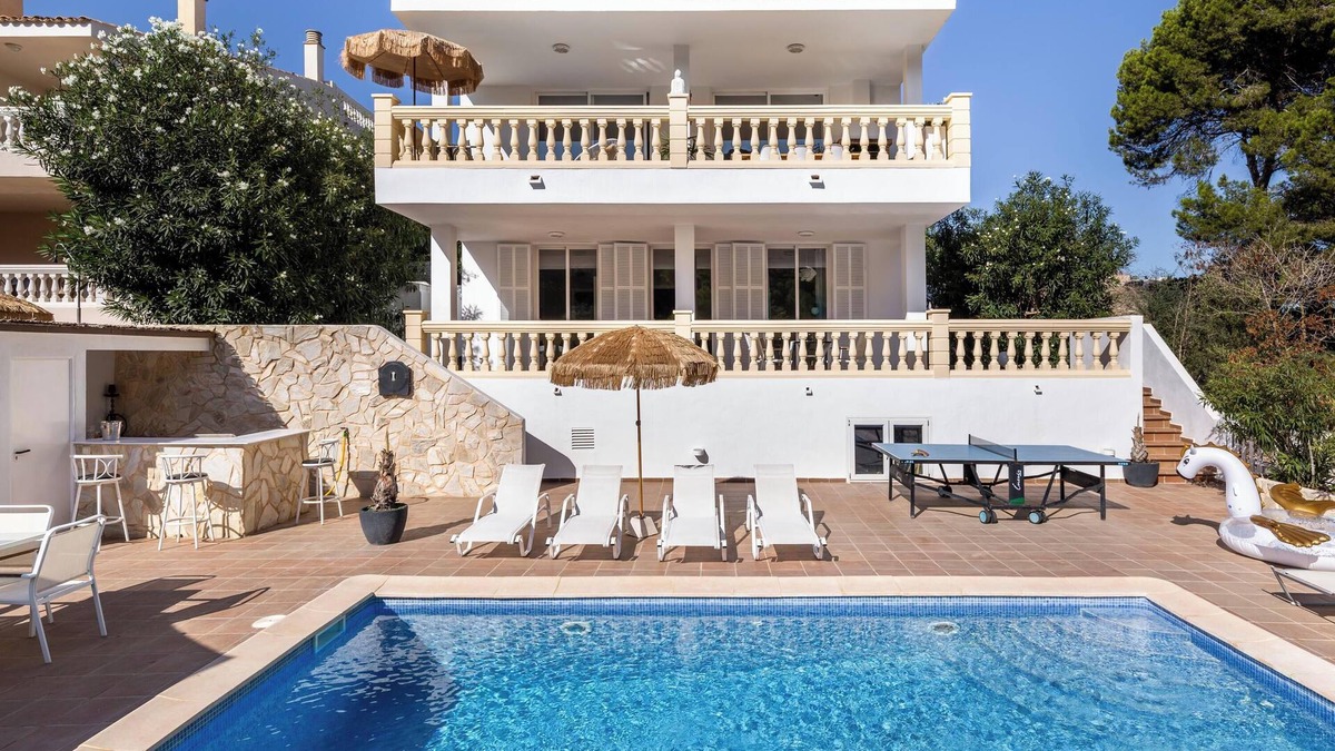 Provensals Villa | Villa Felicidad with Sea View, Wi-Fi, A/C, Pool, Garden, Terrace & Balcony