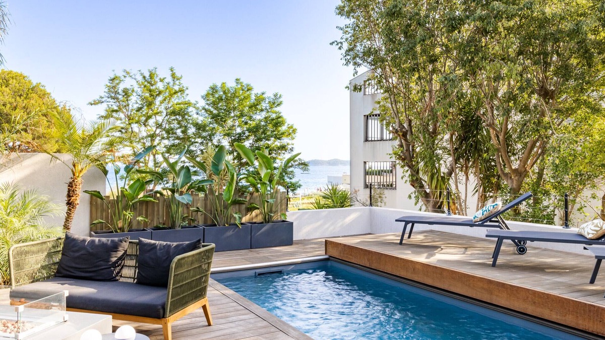 La Ciotat Ski Chalet | Villa Feliz, sea view, pool, jacuzzi