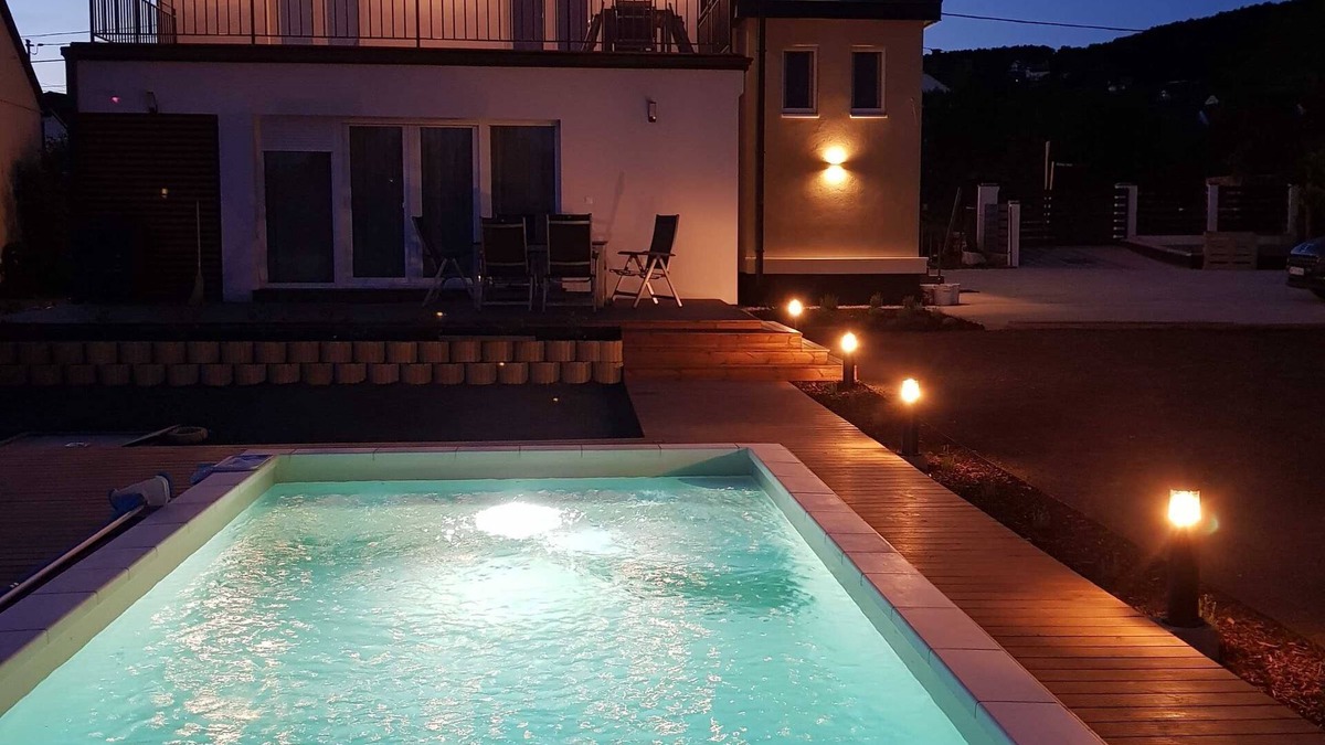 Revfulop Apartment | Villa Field6 - Entire villa