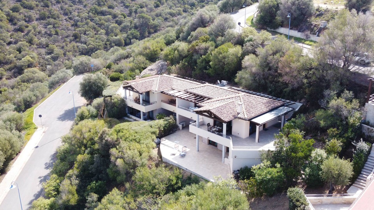 Terra Mala Villa | Villa Filbertina - Four Bedroom Villa, Sleeps 8