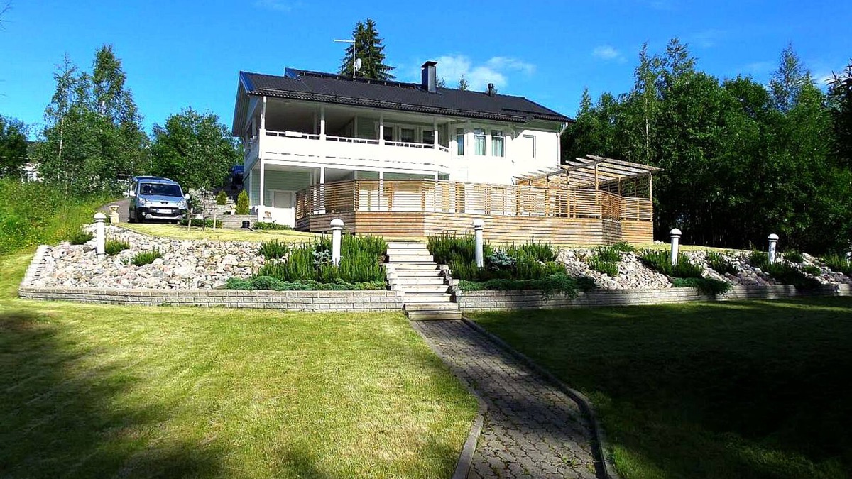 Hollola House | Villa FinSteza traditional Finnish house with beautiful views