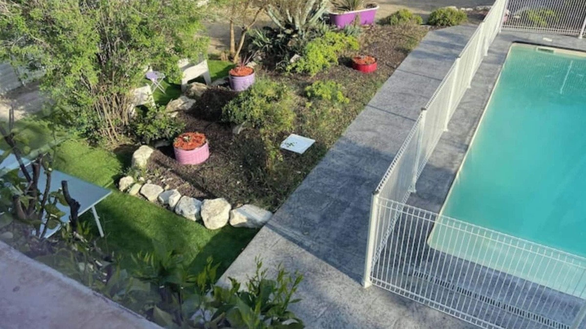 Saint-Privat-des-Vieux Villa | Villa for 10 people with pool and jacuzzi