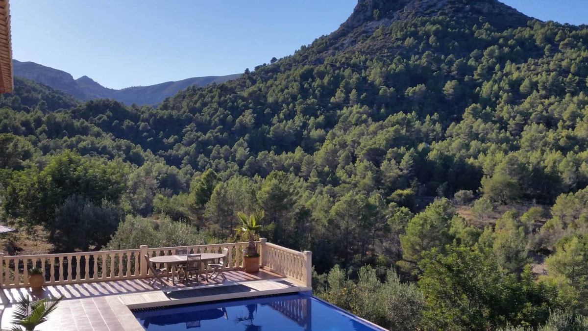 Benigembla Bed & Breakfast | Villa Foia Vella: room Almendra