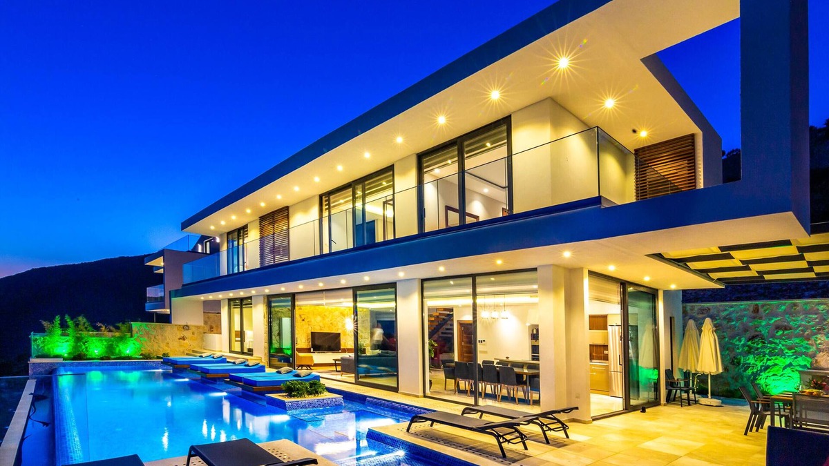 Kalkan Villa | Villa for 10 with stunning views & infinity pool