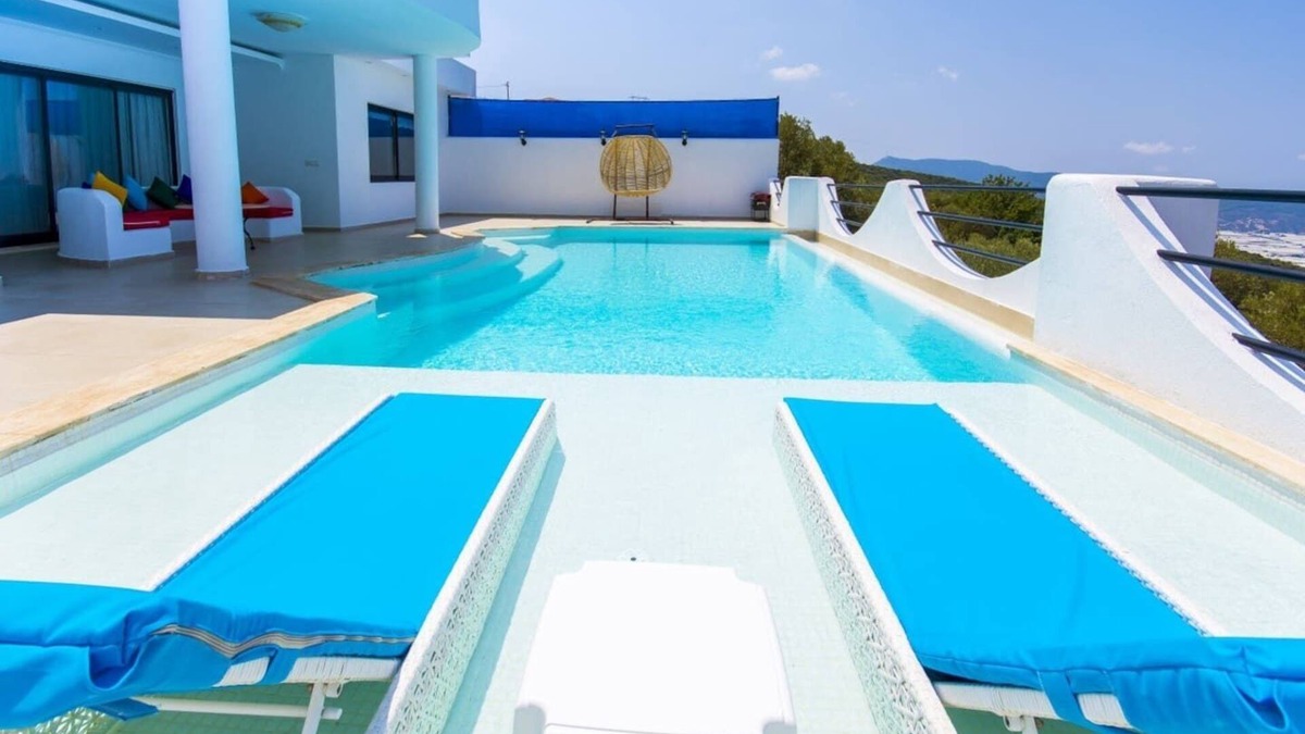 Uzumlu Villa | Villa for 2 in Üzümlü Village