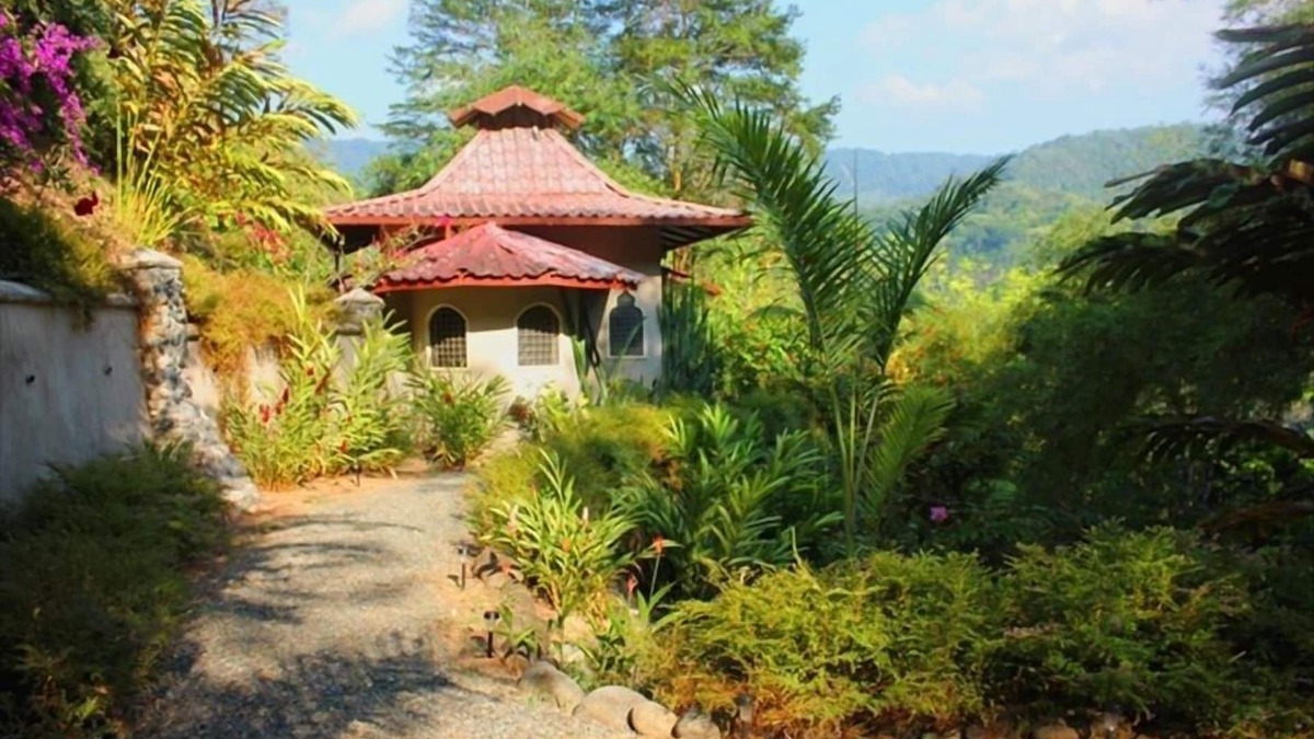 Uvita Villa | Villa for 2 Nestled in Tropical Paradise , 51 Ft Pool