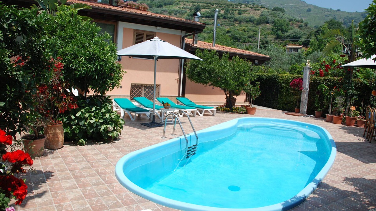 Gaggi Villa | Villa for families who love nature and tranquility equipped WI-FI