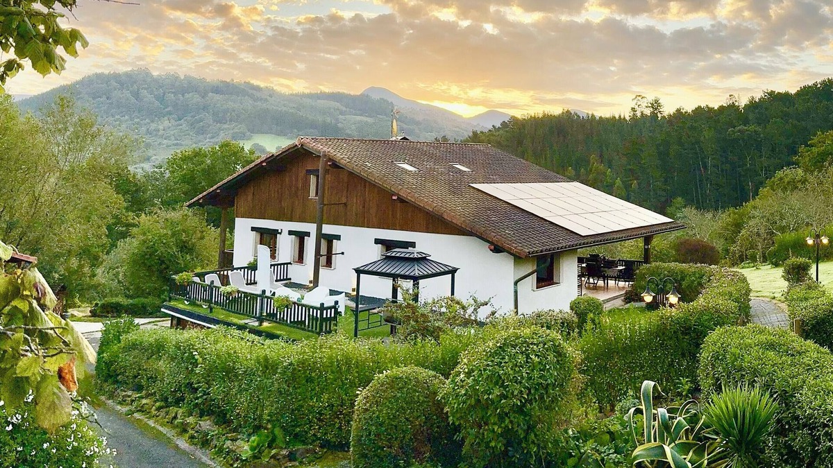 Galdames Villa | Villa for full rental, minimum 4 people 2 nights, 25 minutes from BILBAO.