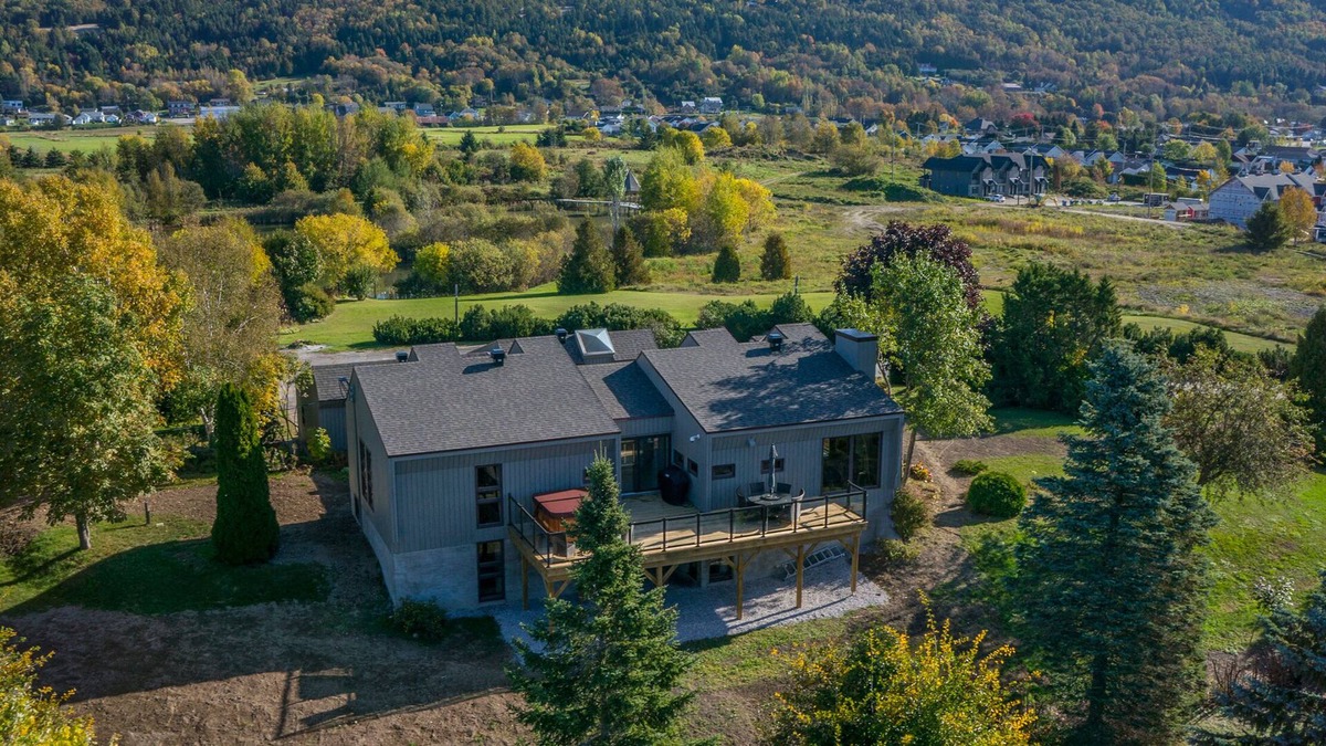 Baie-St-Paul House | Villa for outdoor lovers with SPA, sauna and near a river