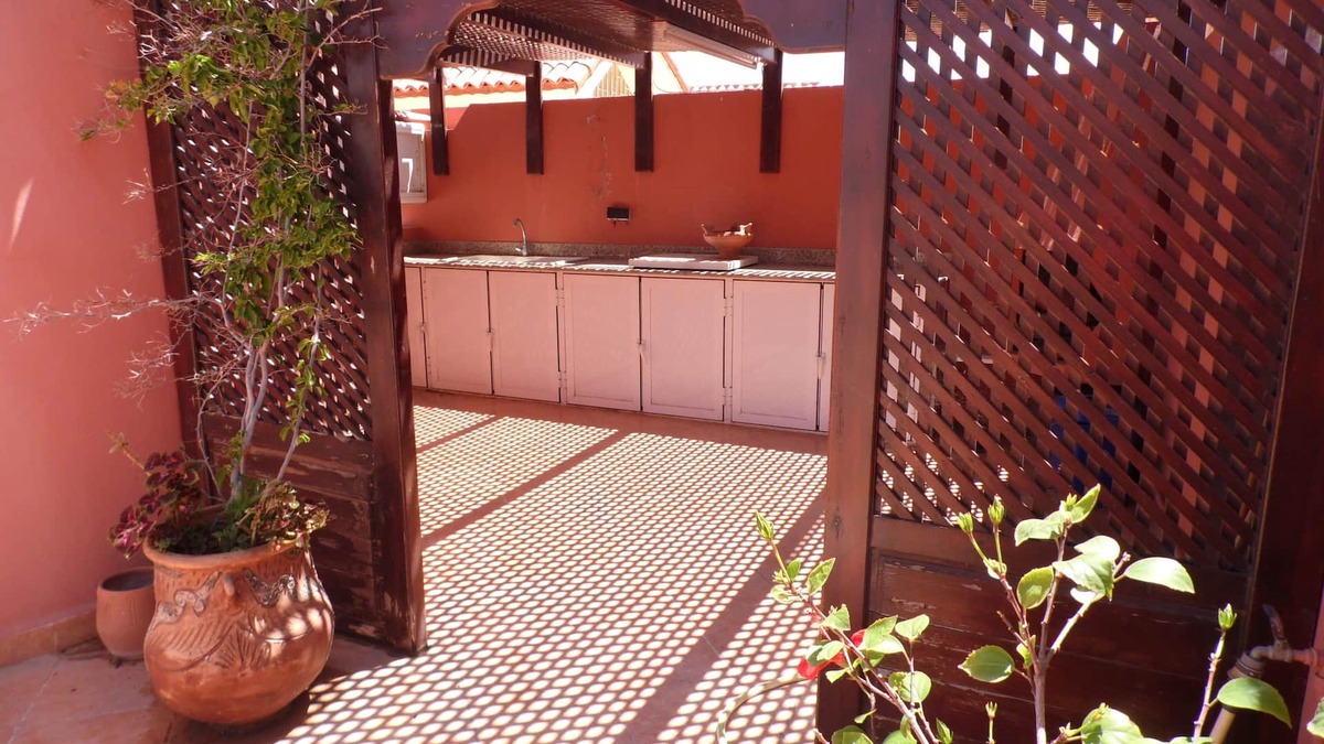 Marina Villa | villa for rent, downtown direct access to the beach and shops