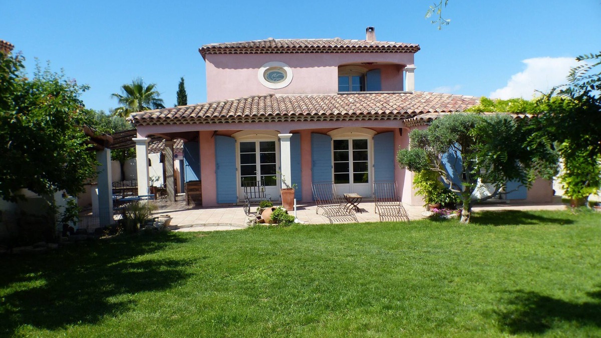 Chateauneuf-les-Martigues House | Villa in Provence at the crossroads of all important cities