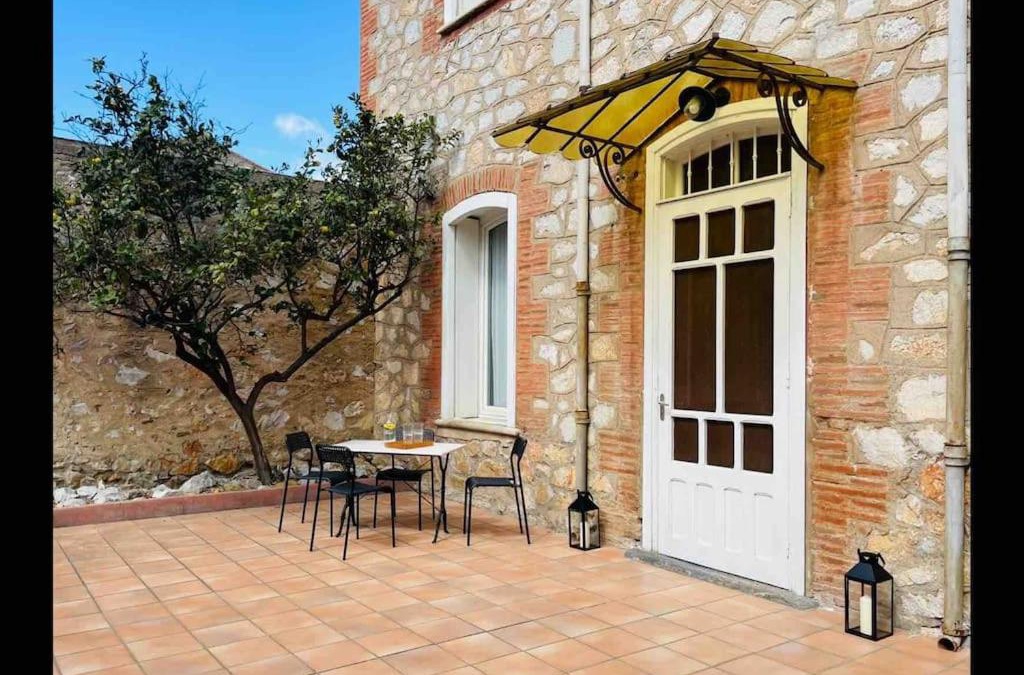Saint-Hippolyte House | VILLA MONTGAILLARD 5km MER cœur village 220m² 3ch