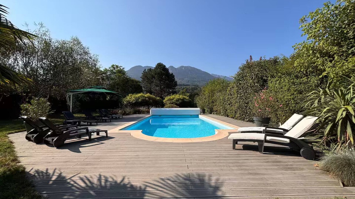 Saint-Pierre-en-Faucigny Villa | Villa "BELLE-VUE" breathtaking view and private pool